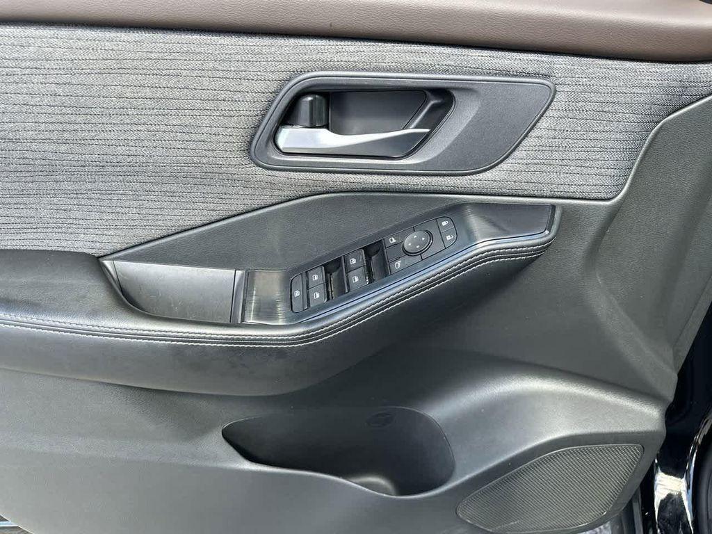 used 2023 Nissan Rogue car, priced at $21,233