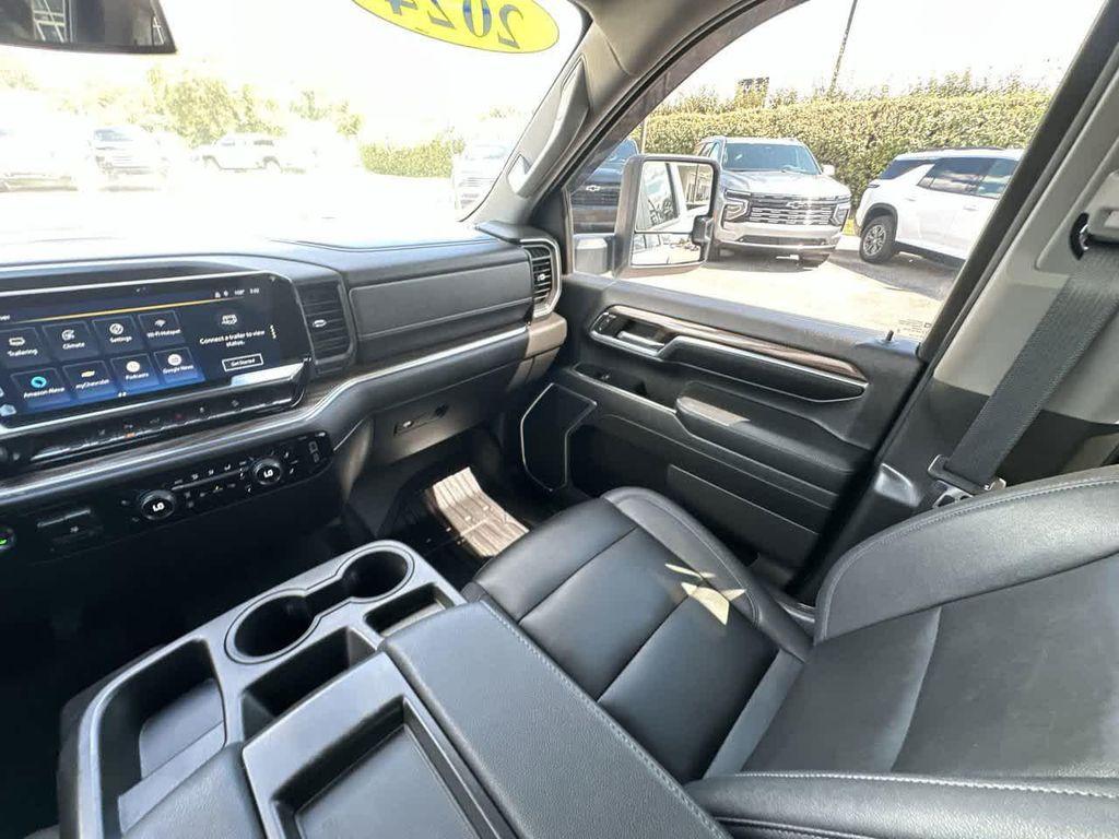 used 2024 Chevrolet Silverado 3500 car, priced at $61,275