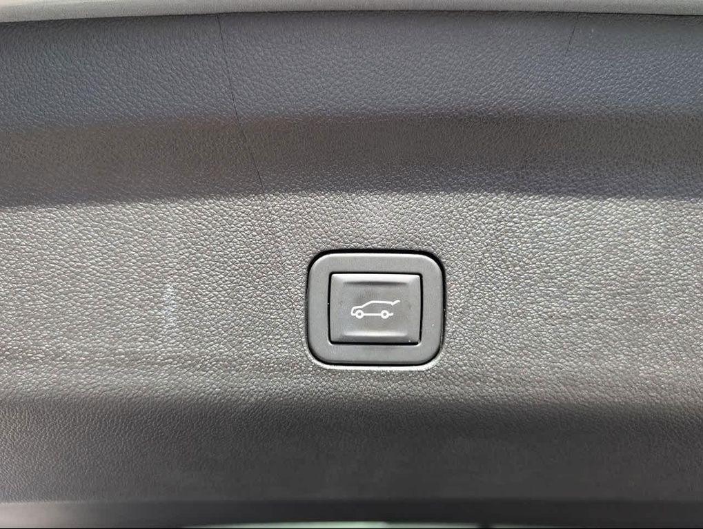 used 2024 GMC Yukon car, priced at $72,844