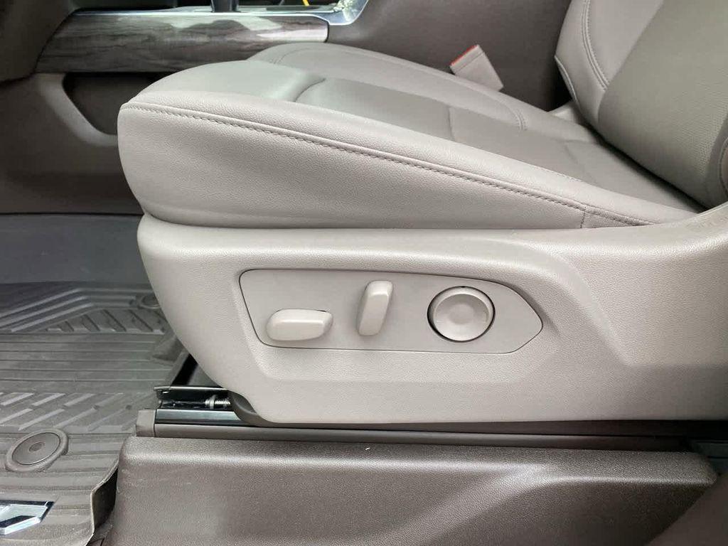used 2024 Chevrolet Silverado 1500 car, priced at $52,977