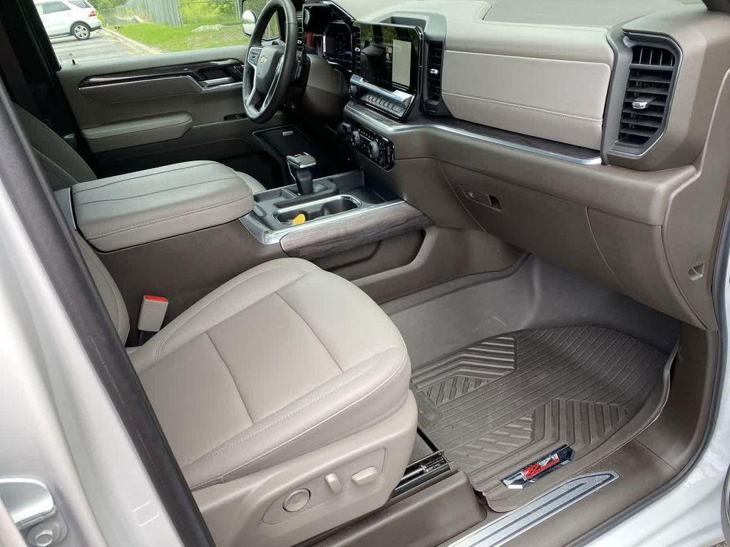 used 2024 Chevrolet Silverado 1500 car, priced at $52,977