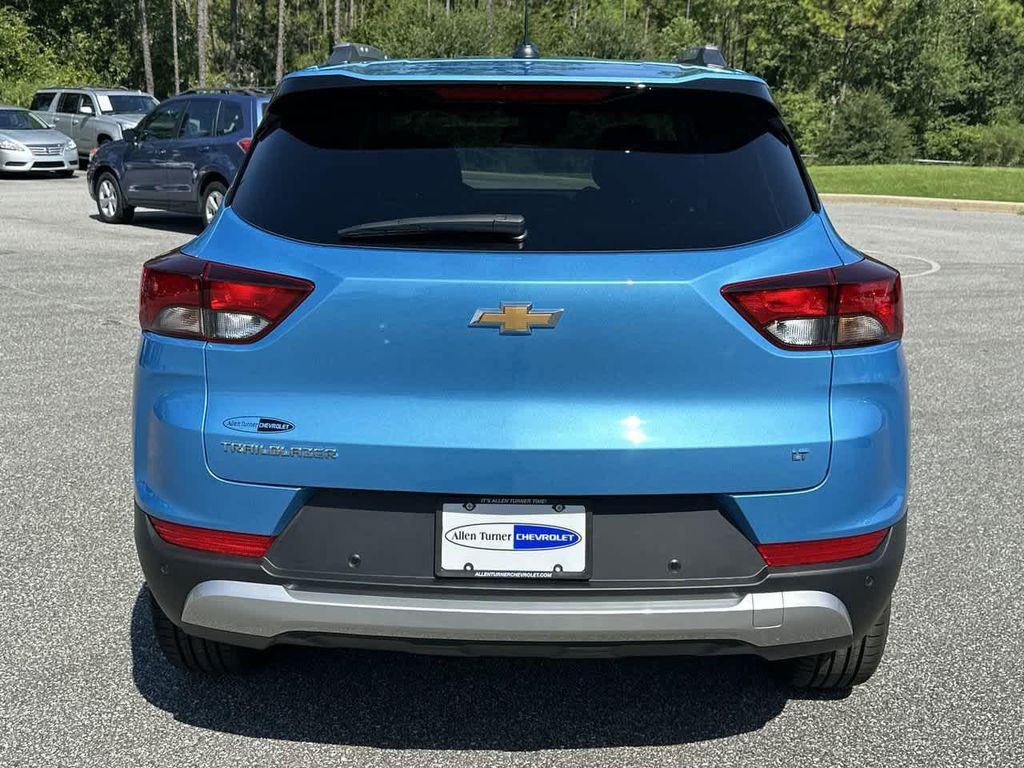 new 2026 Chevrolet TrailBlazer car, priced at $27,160
