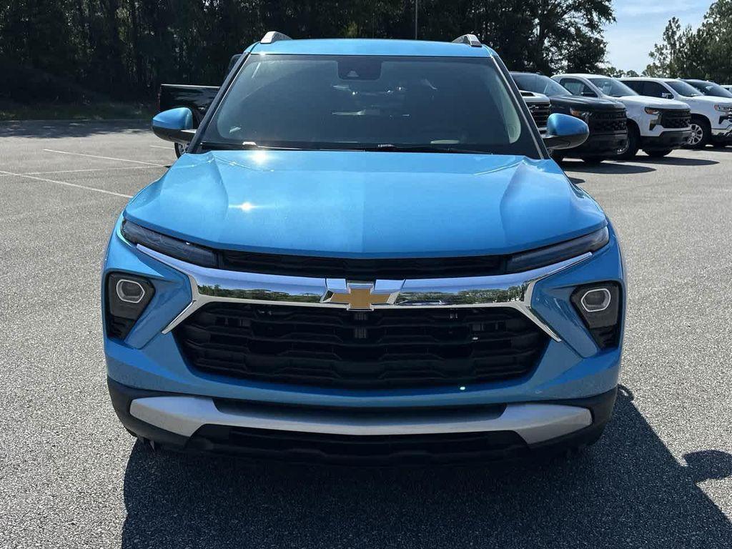 new 2026 Chevrolet TrailBlazer car, priced at $27,160