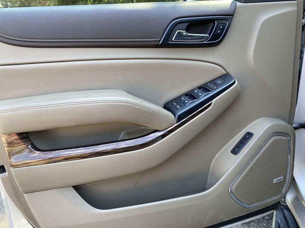 used 2019 GMC Yukon XL car, priced at $17,900