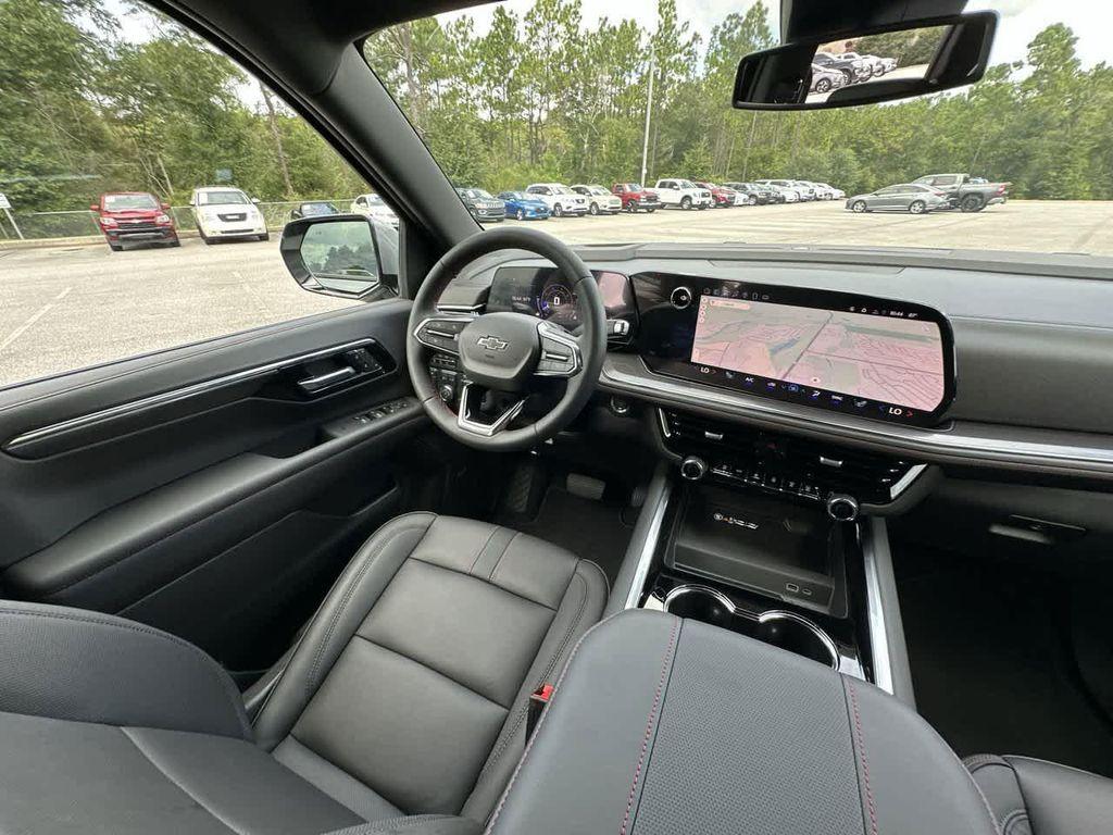 new 2025 Chevrolet Suburban car, priced at $73,714