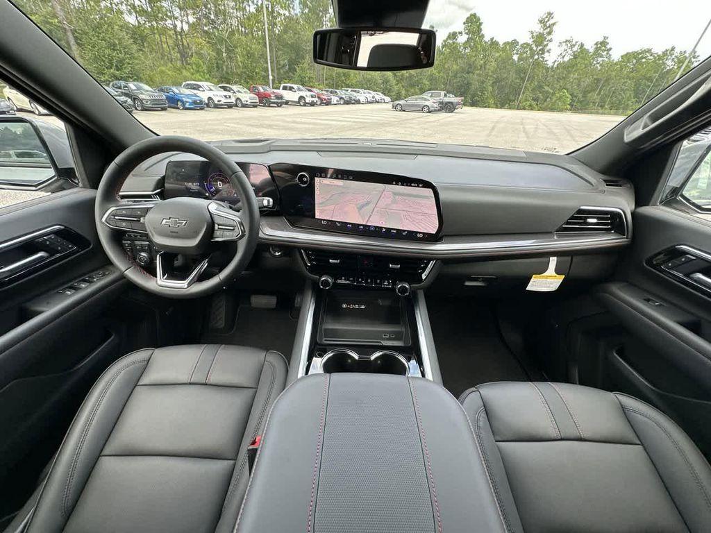new 2025 Chevrolet Suburban car, priced at $73,714