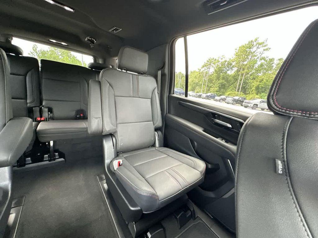 new 2025 Chevrolet Suburban car, priced at $73,714