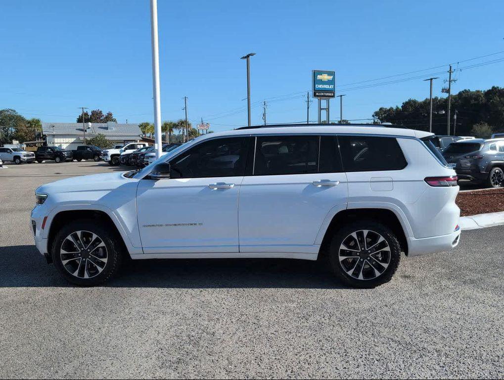 used 2021 Jeep Grand Cherokee L car, priced at $29,992