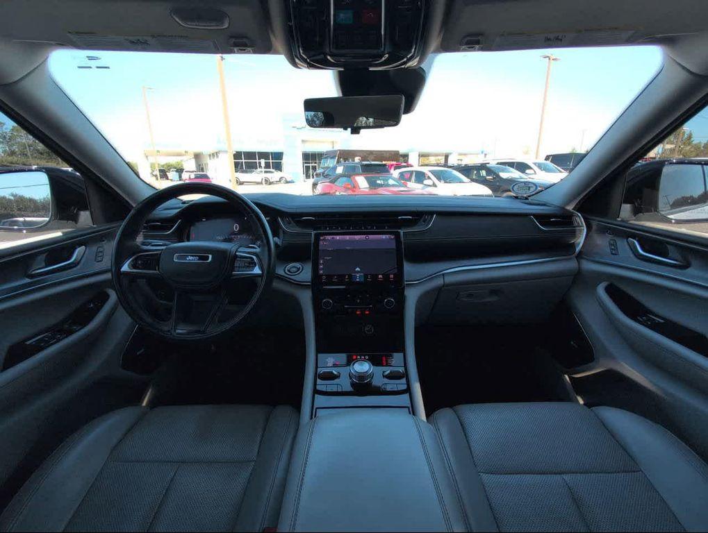 used 2021 Jeep Grand Cherokee L car, priced at $29,992