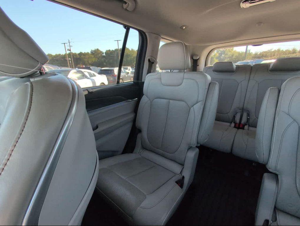 used 2021 Jeep Grand Cherokee L car, priced at $29,992