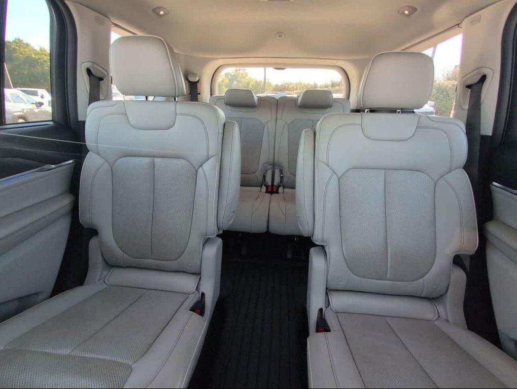 used 2021 Jeep Grand Cherokee L car, priced at $29,992