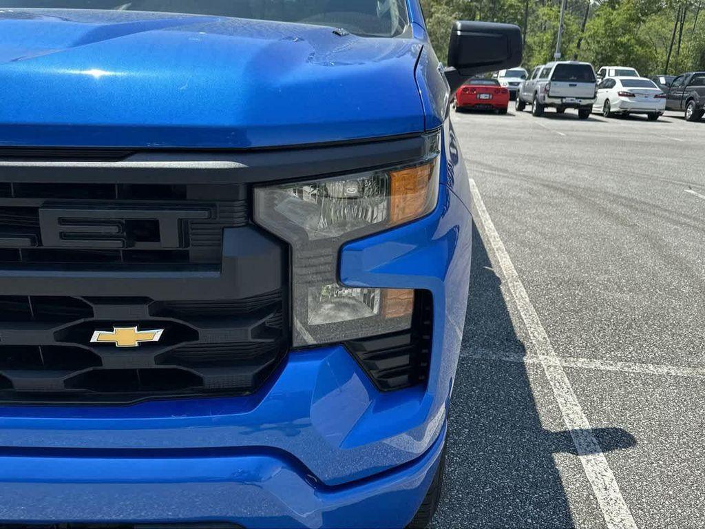 new 2025 Chevrolet Silverado 1500 car, priced at $46,734