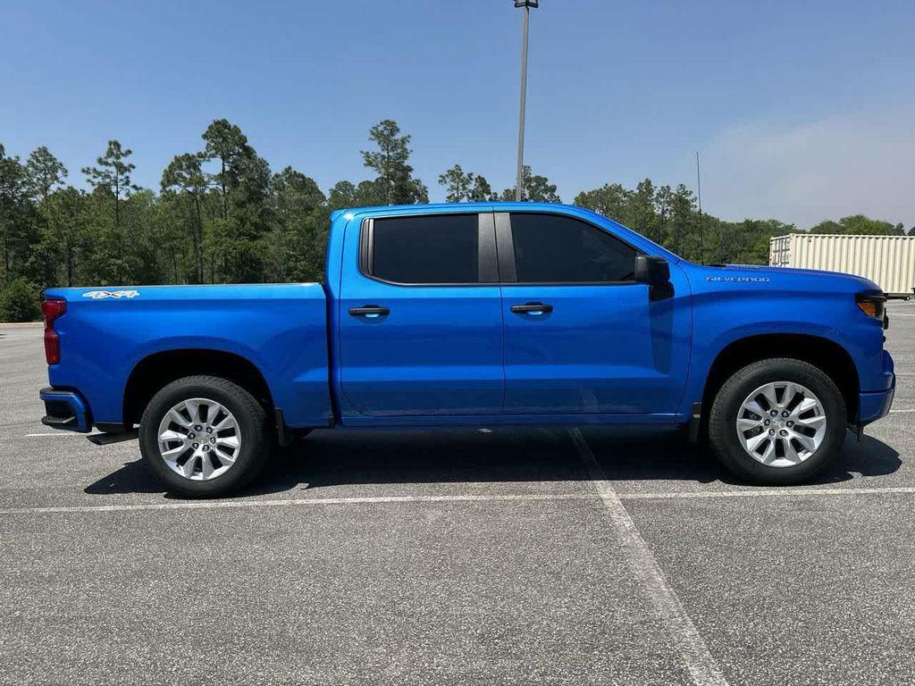 new 2025 Chevrolet Silverado 1500 car, priced at $46,734