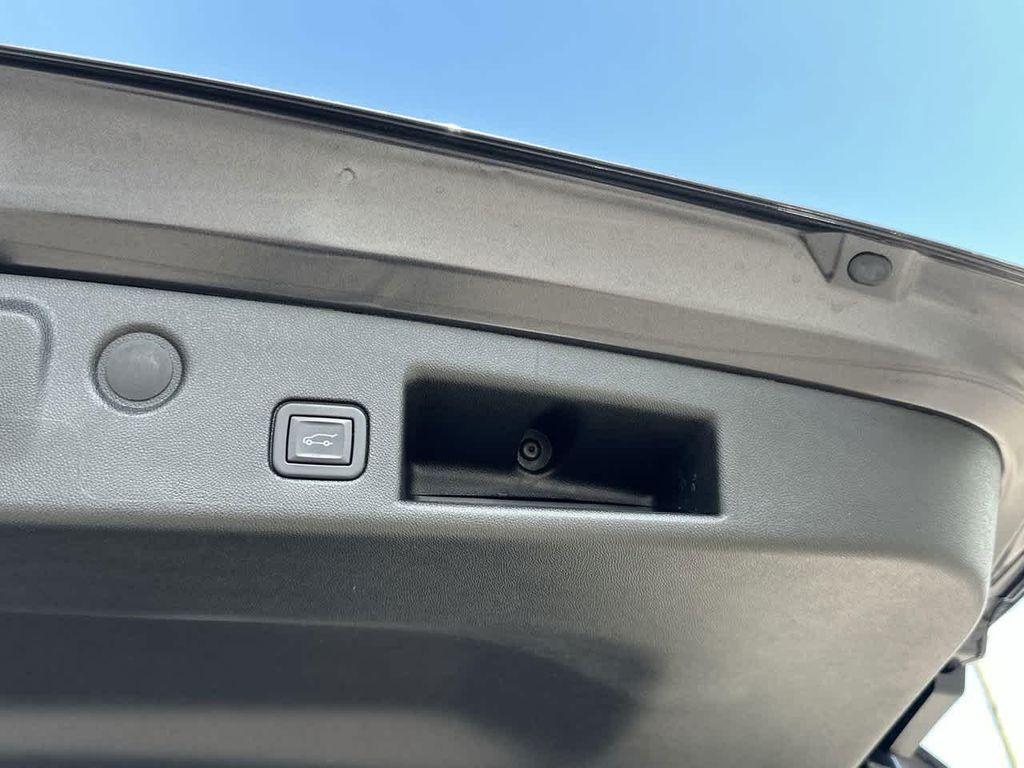 used 2022 Chevrolet Equinox car, priced at $26,898