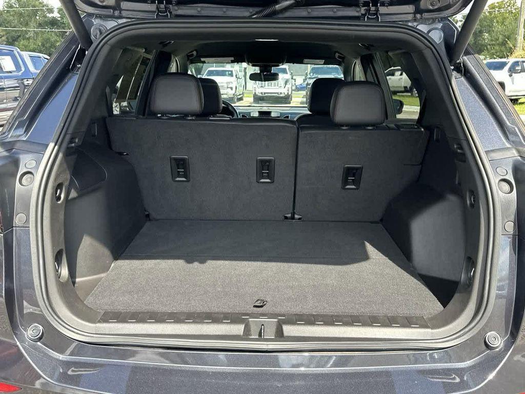 used 2022 Chevrolet Equinox car, priced at $26,898