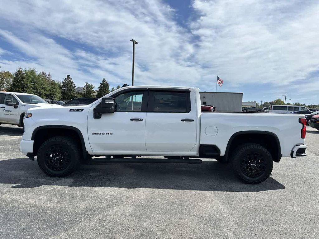 used 2024 Chevrolet Silverado 3500 car, priced at $59,989