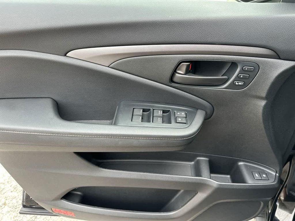 used 2023 Honda Passport car, priced at $33,554