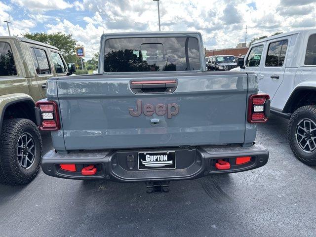 new 2025 Jeep Gladiator car, priced at $60,372