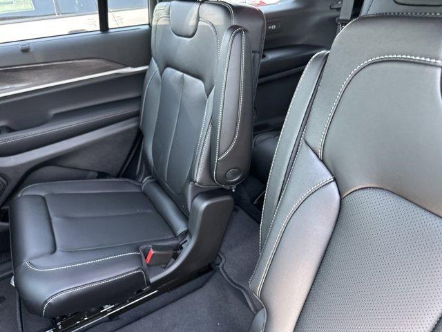 new 2025 Jeep Grand Cherokee L car, priced at $54,578