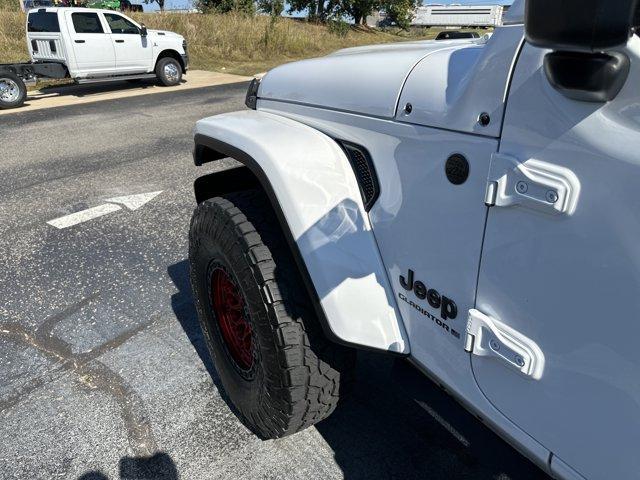 used 2024 Jeep Gladiator car, priced at $43,095