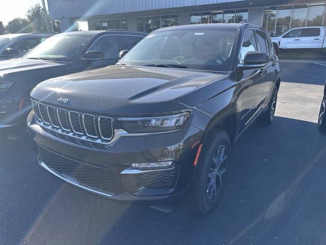 new 2025 Jeep Grand Cherokee car, priced at $51,235