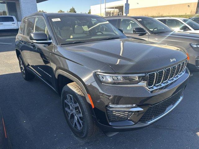 new 2025 Jeep Grand Cherokee car, priced at $51,235