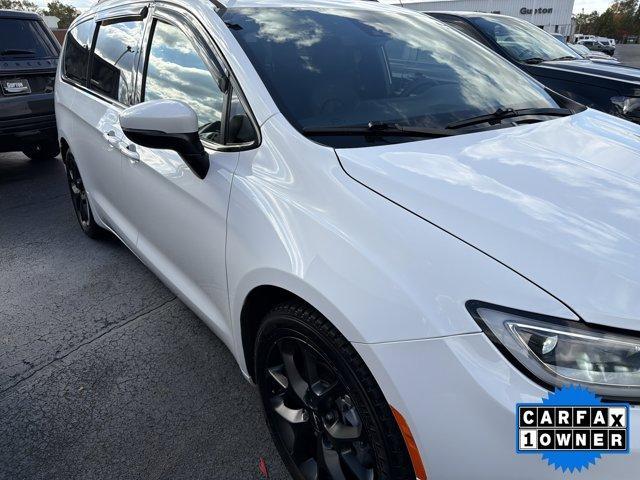 used 2023 Chrysler Pacifica car, priced at $31,699