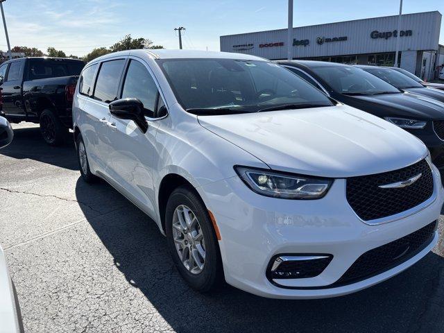 new 2026 Chrysler Pacifica car, priced at $42,935