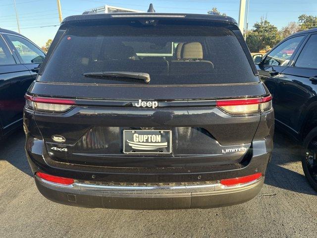 new 2025 Jeep Grand Cherokee car, priced at $51,235