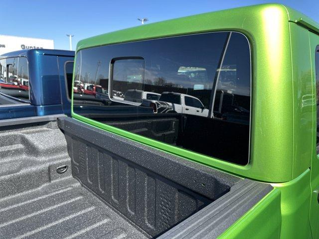new 2025 Jeep Gladiator car, priced at $43,040