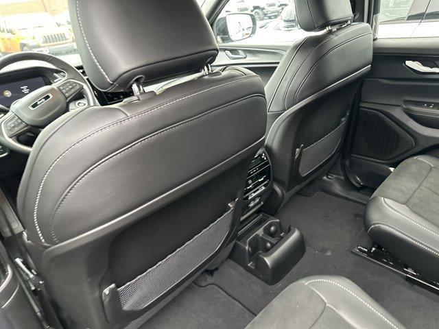 new 2025 Jeep Grand Cherokee L car, priced at $48,286