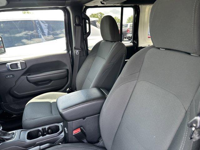 used 2021 Jeep Wrangler Unlimited car, priced at $32,895