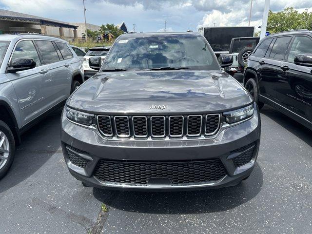 new 2025 Jeep Grand Cherokee car, priced at $43,008
