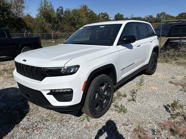 new 2025 Jeep Grand Cherokee car, priced at $53,365