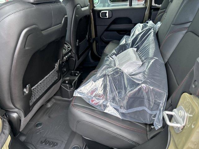 new 2025 Jeep Gladiator car, priced at $60,372