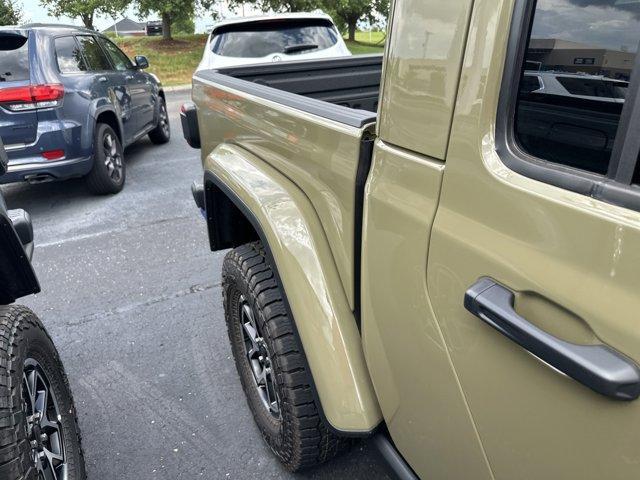 new 2025 Jeep Gladiator car, priced at $60,372