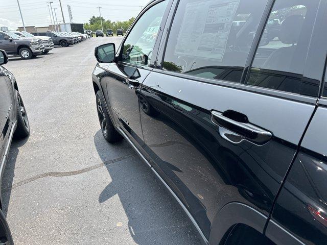 new 2025 Jeep Grand Cherokee L car, priced at $57,355