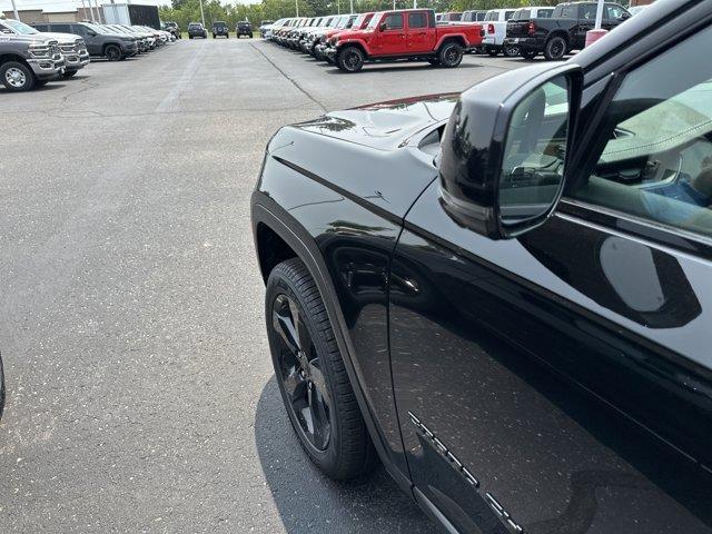 new 2025 Jeep Grand Cherokee L car, priced at $57,355