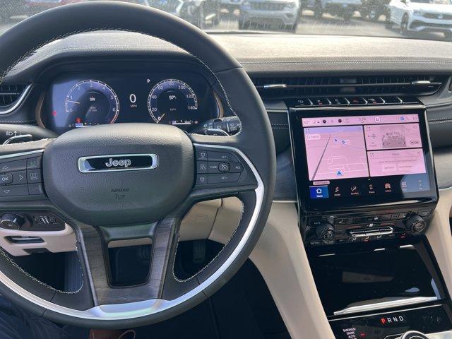 new 2025 Jeep Grand Cherokee car, priced at $47,574