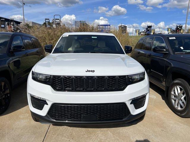 new 2025 Jeep Grand Cherokee car, priced at $47,574