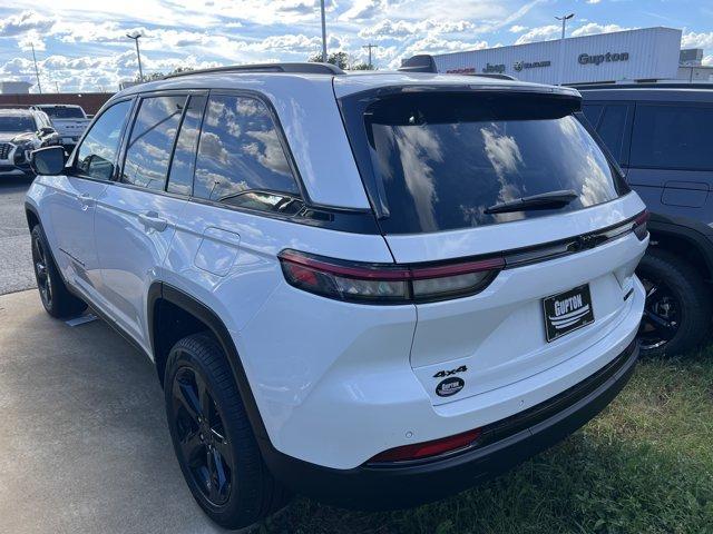 new 2025 Jeep Grand Cherokee car, priced at $47,574