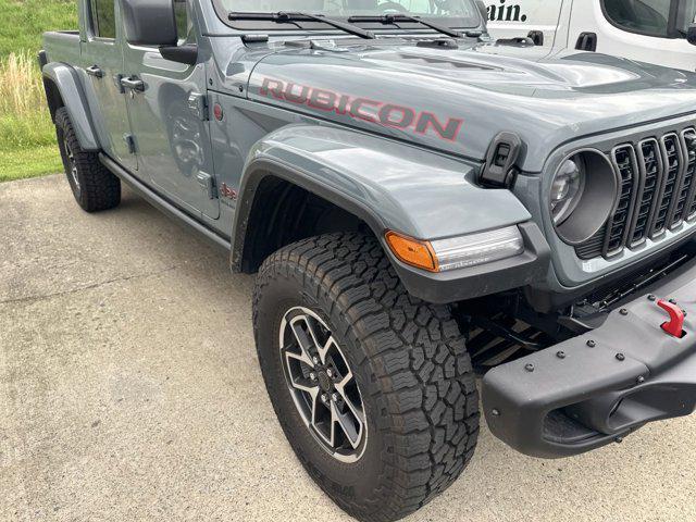 new 2024 Jeep Gladiator car, priced at $63,155