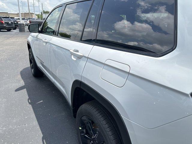 new 2025 Jeep Grand Cherokee L car, priced at $57,160