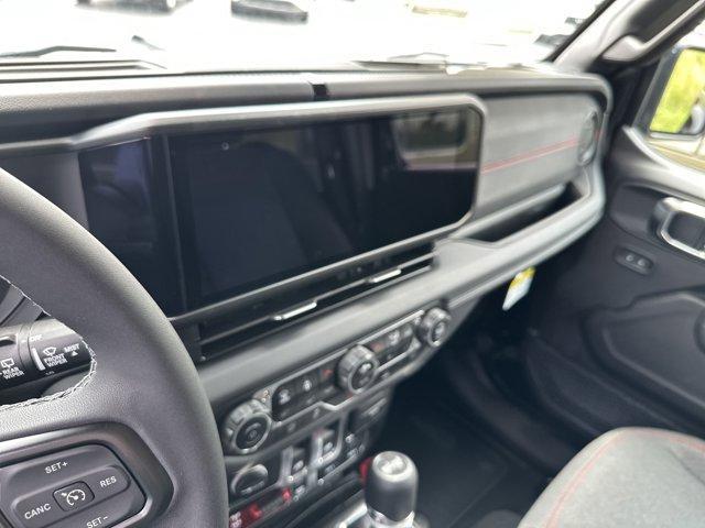 new 2025 Jeep Wrangler car, priced at $52,835