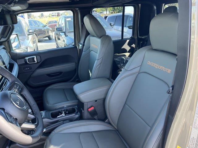 new 2025 Jeep Gladiator car, priced at $62,020
