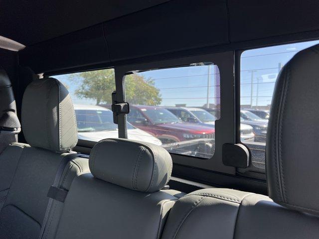 new 2025 Jeep Gladiator car, priced at $62,020