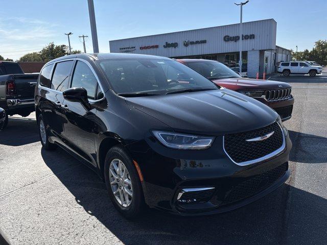 new 2026 Chrysler Pacifica car, priced at $42,935