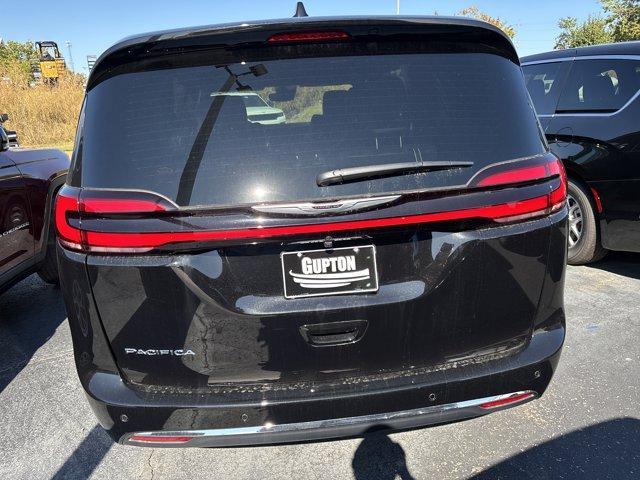 new 2026 Chrysler Pacifica car, priced at $42,935
