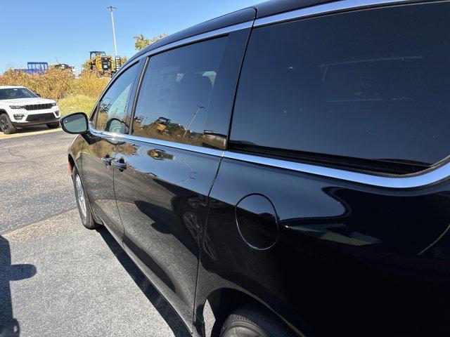 new 2026 Chrysler Pacifica car, priced at $42,935