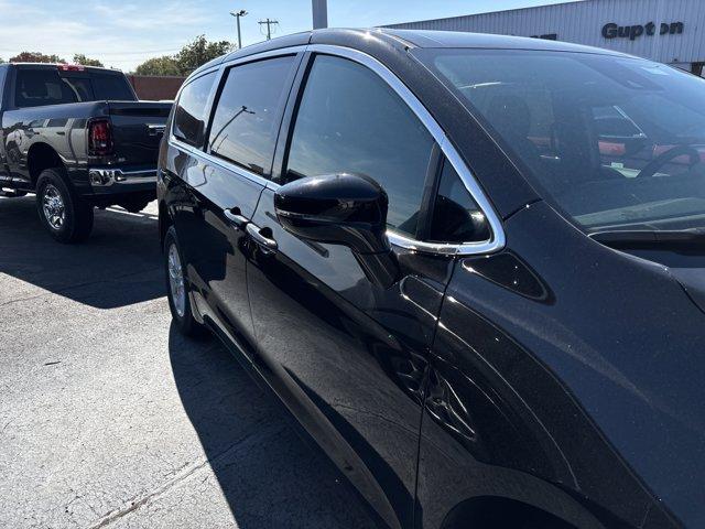 new 2026 Chrysler Pacifica car, priced at $42,935